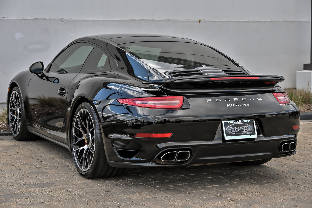 Used 2016 Porsche 911 Turbo image 5