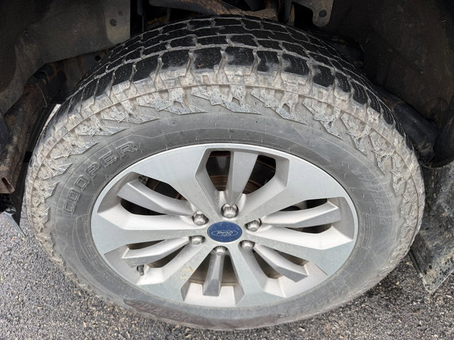 Used 2017 Ford F150 XL w/ Equipment Group 101A Mid AWD/4WD image 10
