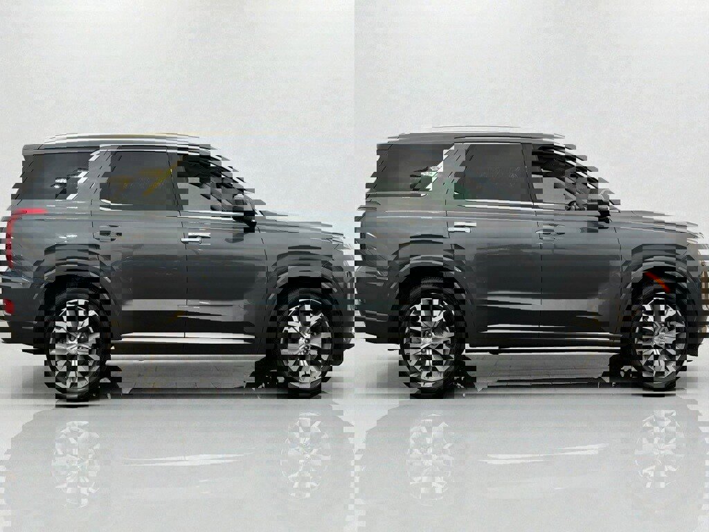 Used 2021 Hyundai Palisade Limited image 2