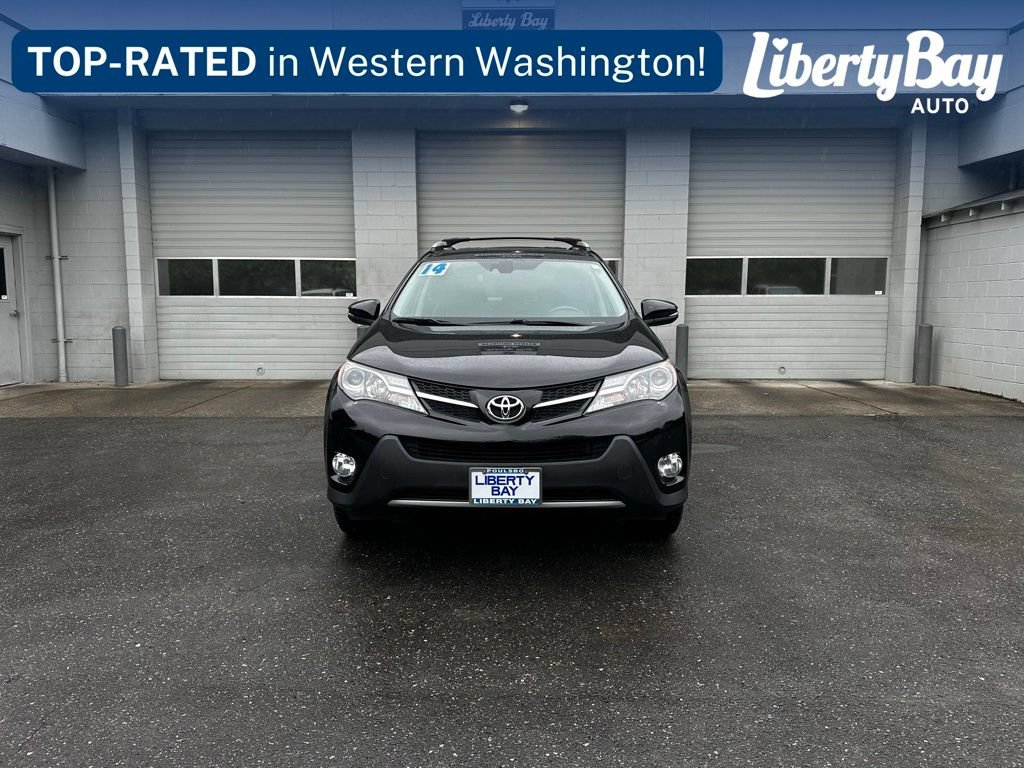 Used 2014 Toyota RAV4 Limited w/ Technology Package AWD/4WD image 5