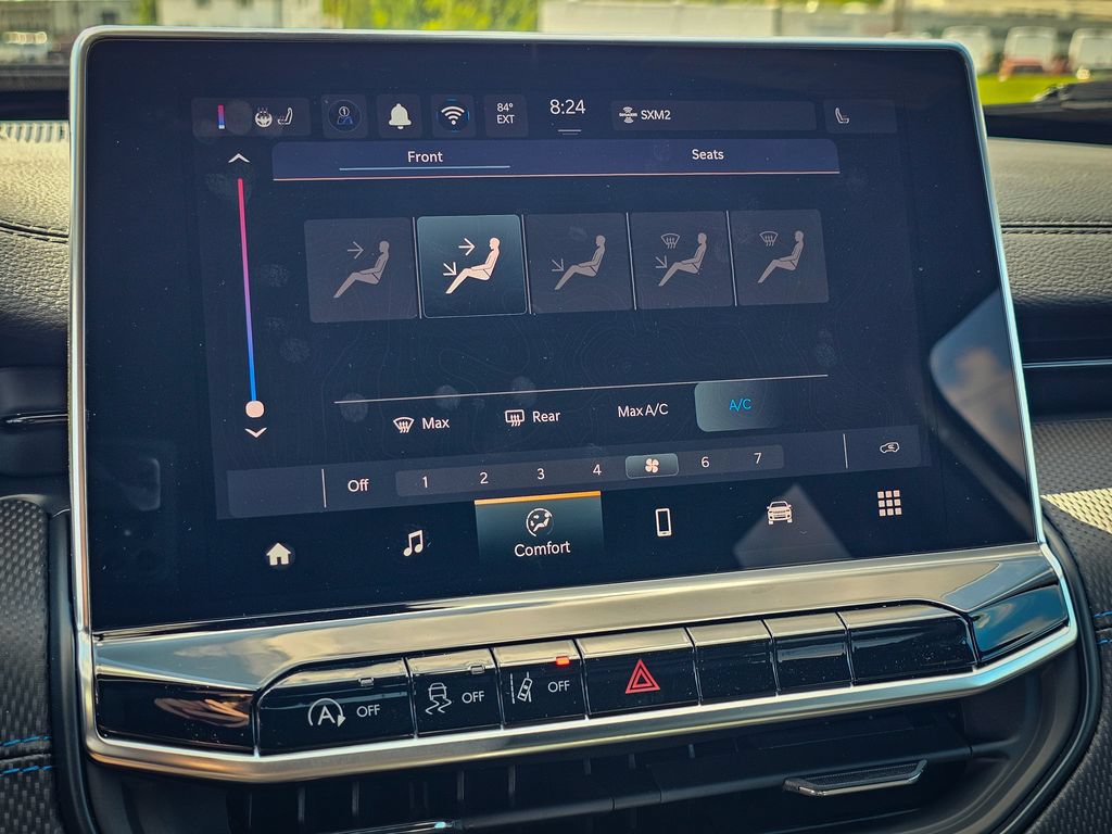 New 2026 Jeep Compass Latitude AWD/4WD image 21