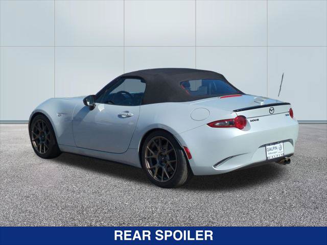 Used 2016 MAZDA MX-5 Miata Club RWD image 3
