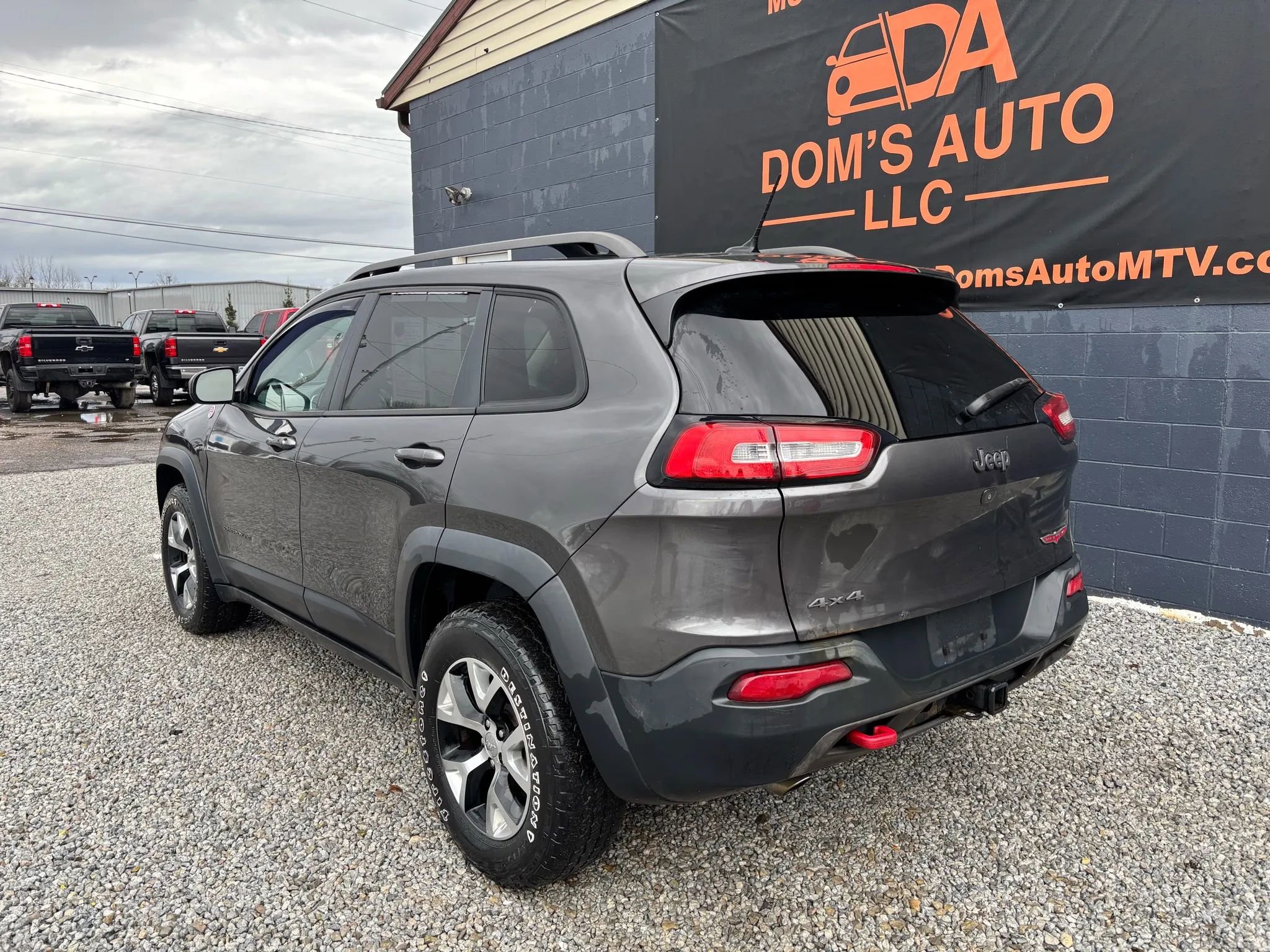 Used 2014 Jeep Cherokee Trailhawk w/ Comfort/Convenience Group image 3