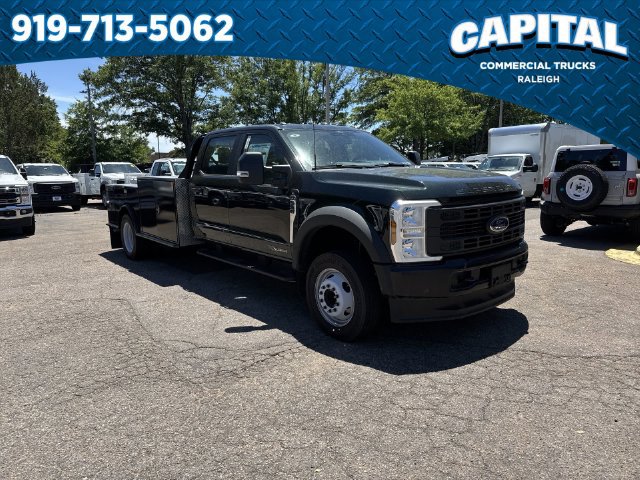 New 2025 Ford F550 2WD Crew Cab Super Duty w/ Snow Plow Prep Package image 2