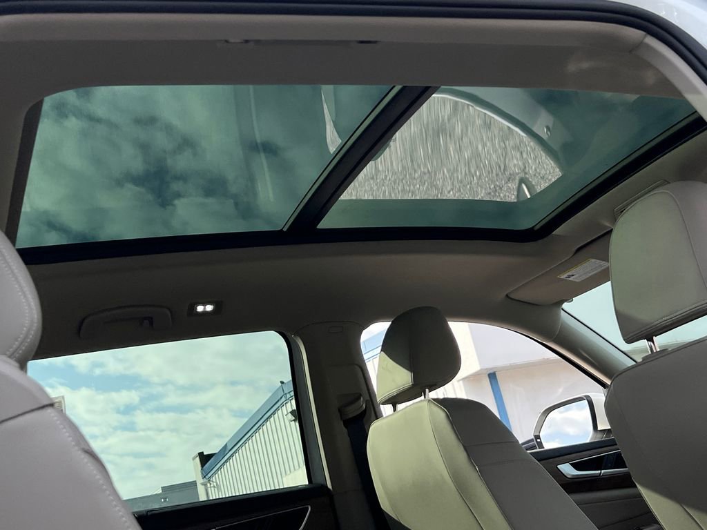 New 2026 Volkswagen Atlas SE image 13