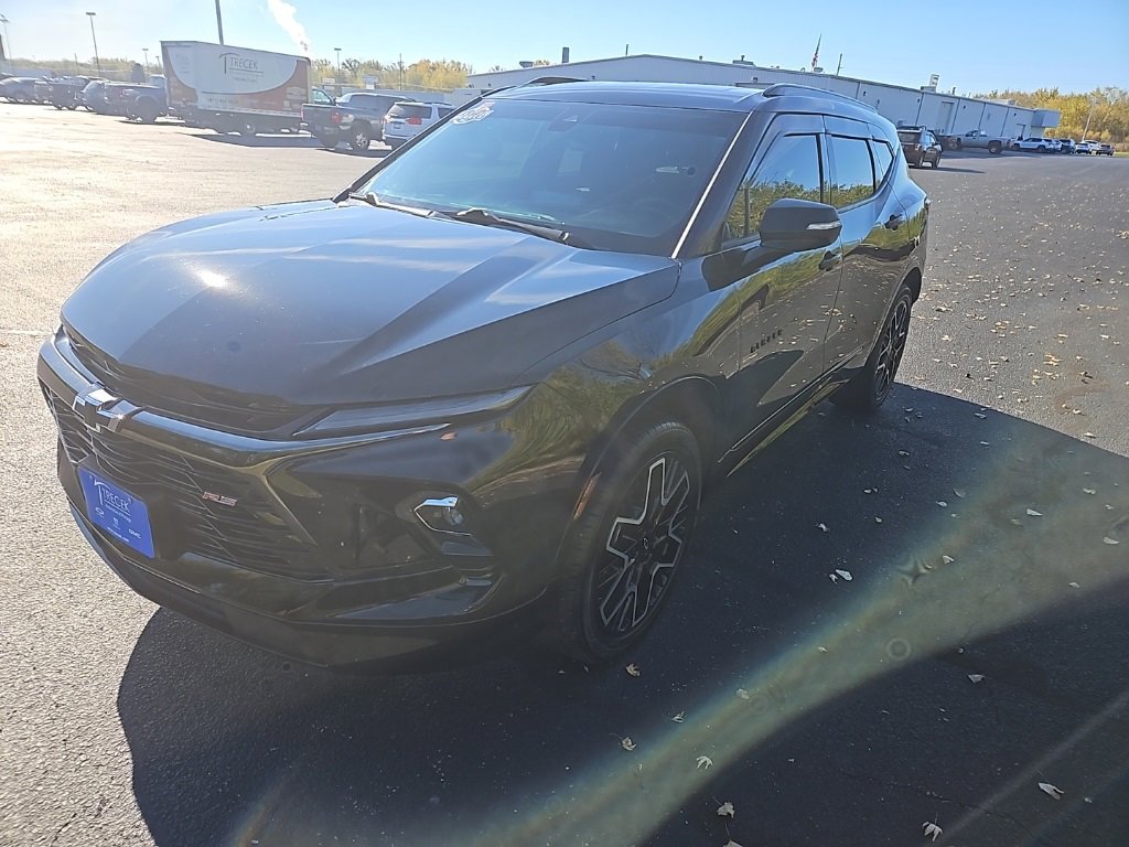 Used 2024 Chevrolet Blazer RS w/ Driver Confidence II Package image 3