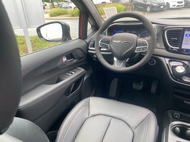 New 2026 Chrysler Voyager LX image 33