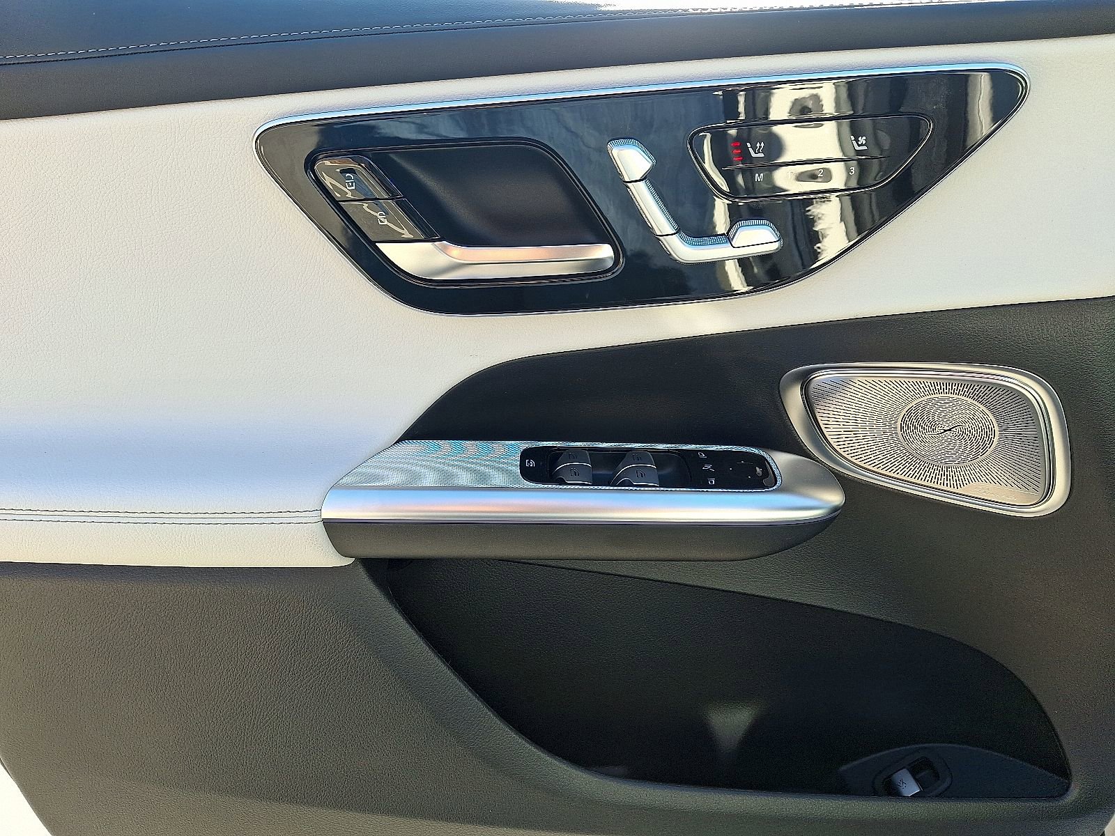 New 2026 Mercedes-Benz GLC 300 4MATIC image 8