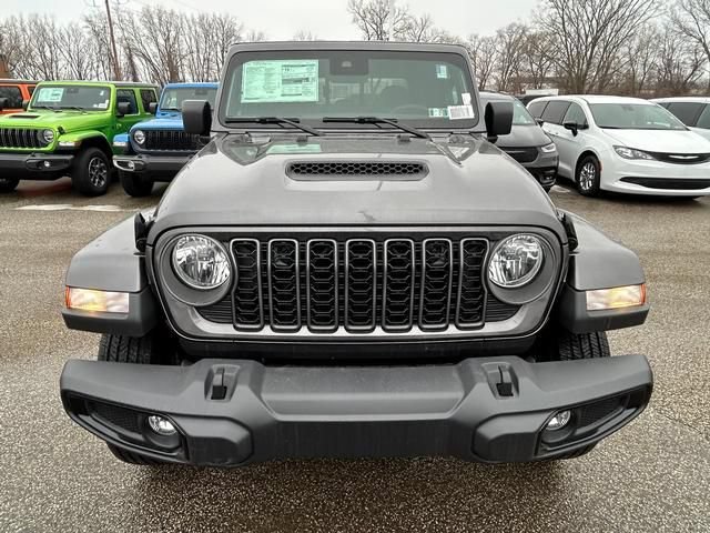 New 2025 Jeep Gladiator Sport AWD/4WD image 8