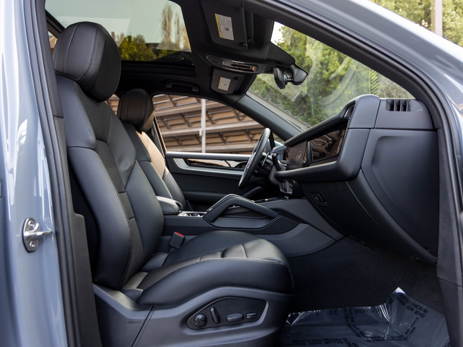 New 2025 Porsche Cayenne E-Hybrid image 52