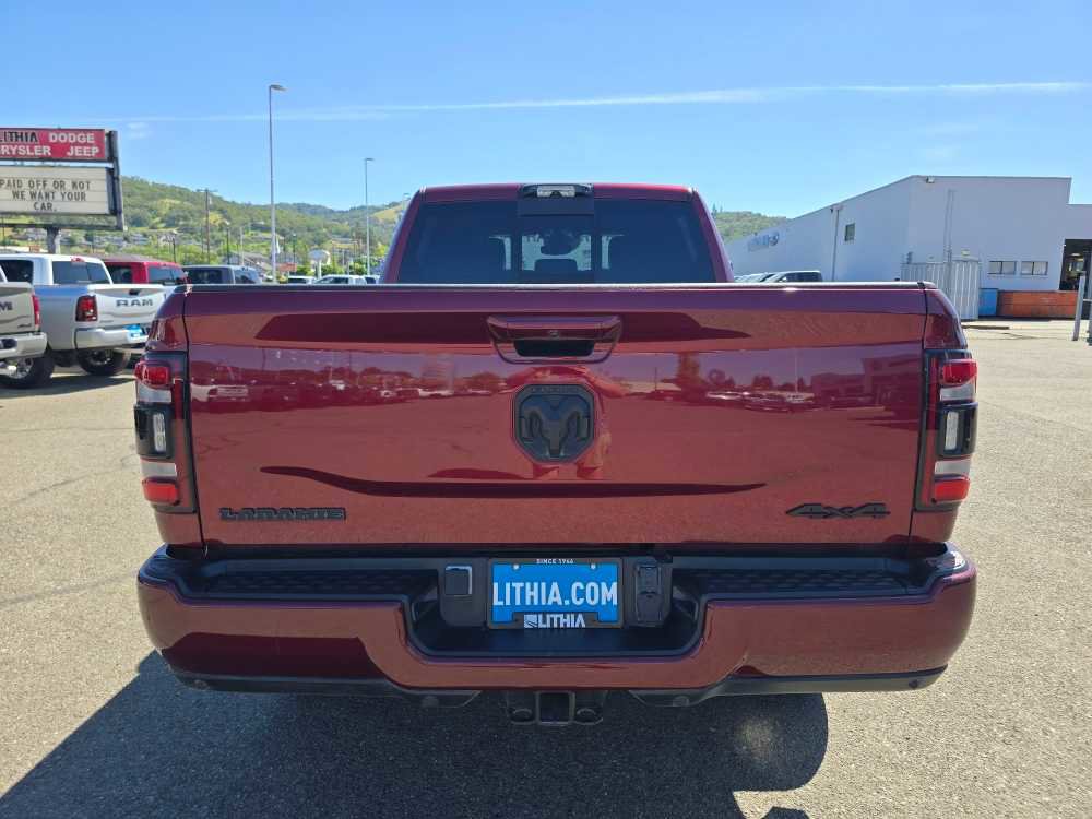 Used 2024 RAM 2500 Laramie w/ Night Edition AWD/4WD image 4
