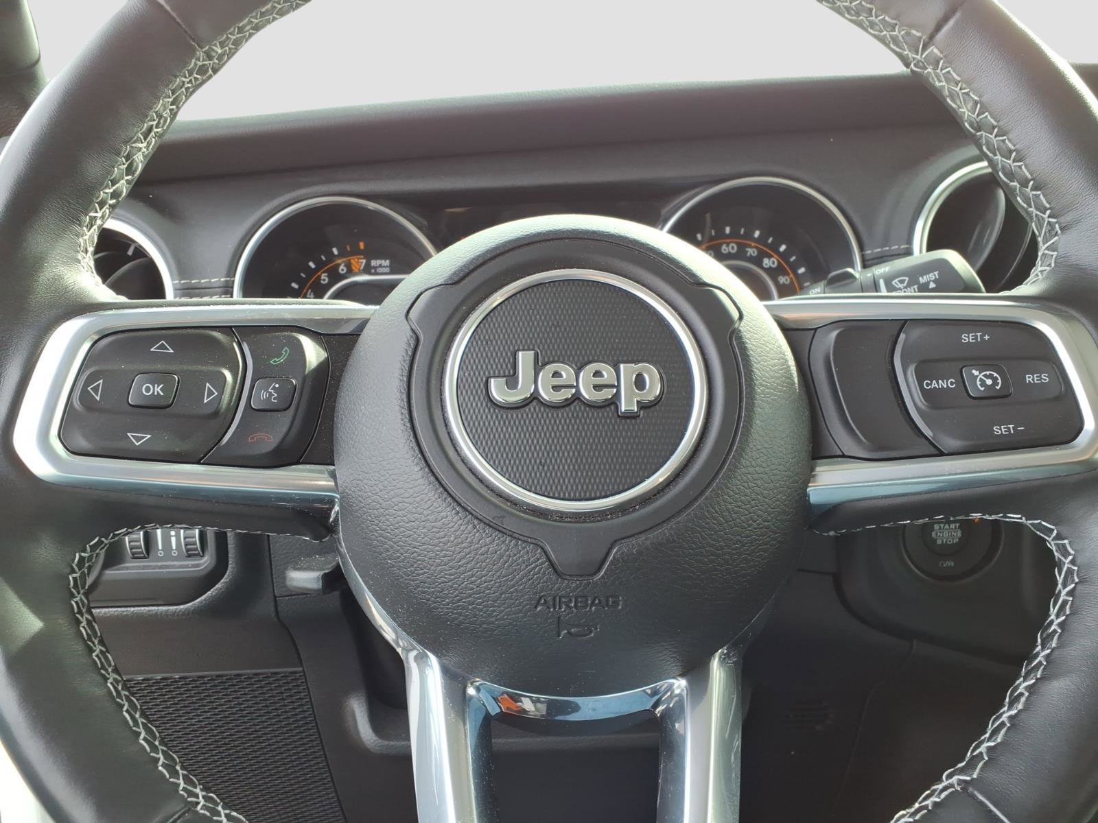 Used 2022 Jeep Wrangler Unlimited Sahara w/ Cold Weather Group image 19