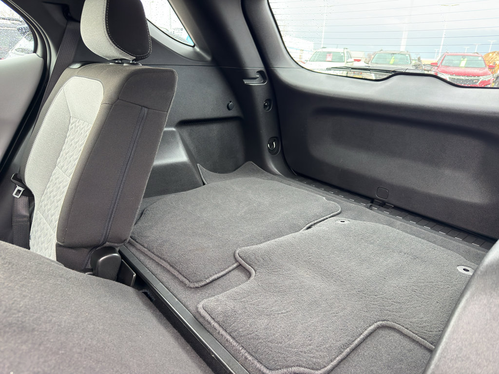 Used 2024 Chevrolet Equinox LS w/ Midnight Edition image 34