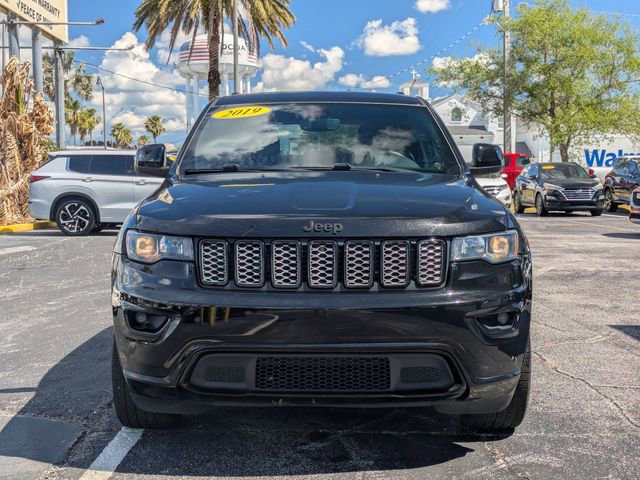 Used 2019 Jeep Grand Cherokee Altitude RWD image 2