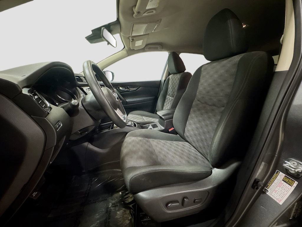 Used 2019 Nissan Rogue Sport SV image 23