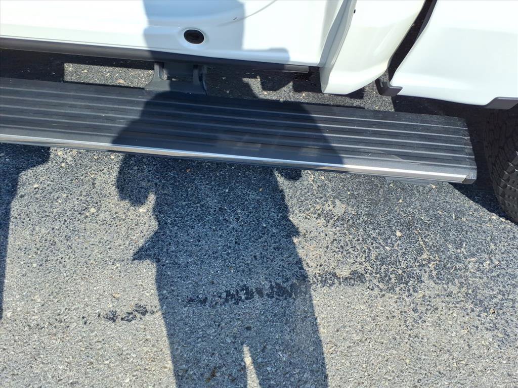 Used 2021 Ford F150 Lariat w/ Equipment Group 502A High image 7