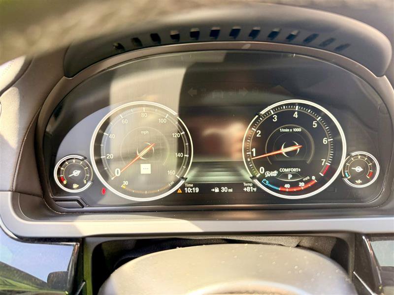 Used 2015 BMW 750Li xDrive AWD/4WD image 10