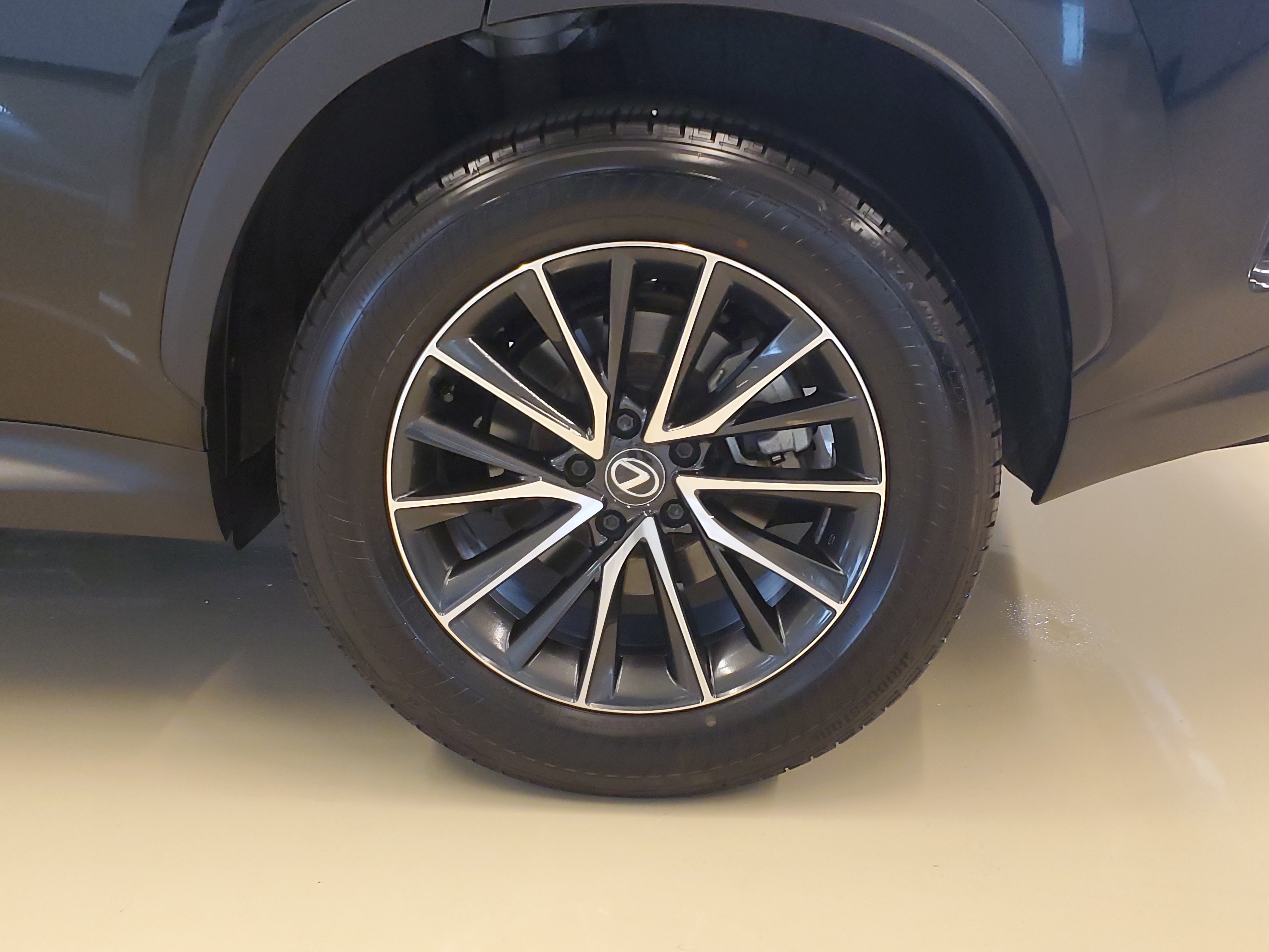 Certified 2024 Lexus NX 250 FWD image 4