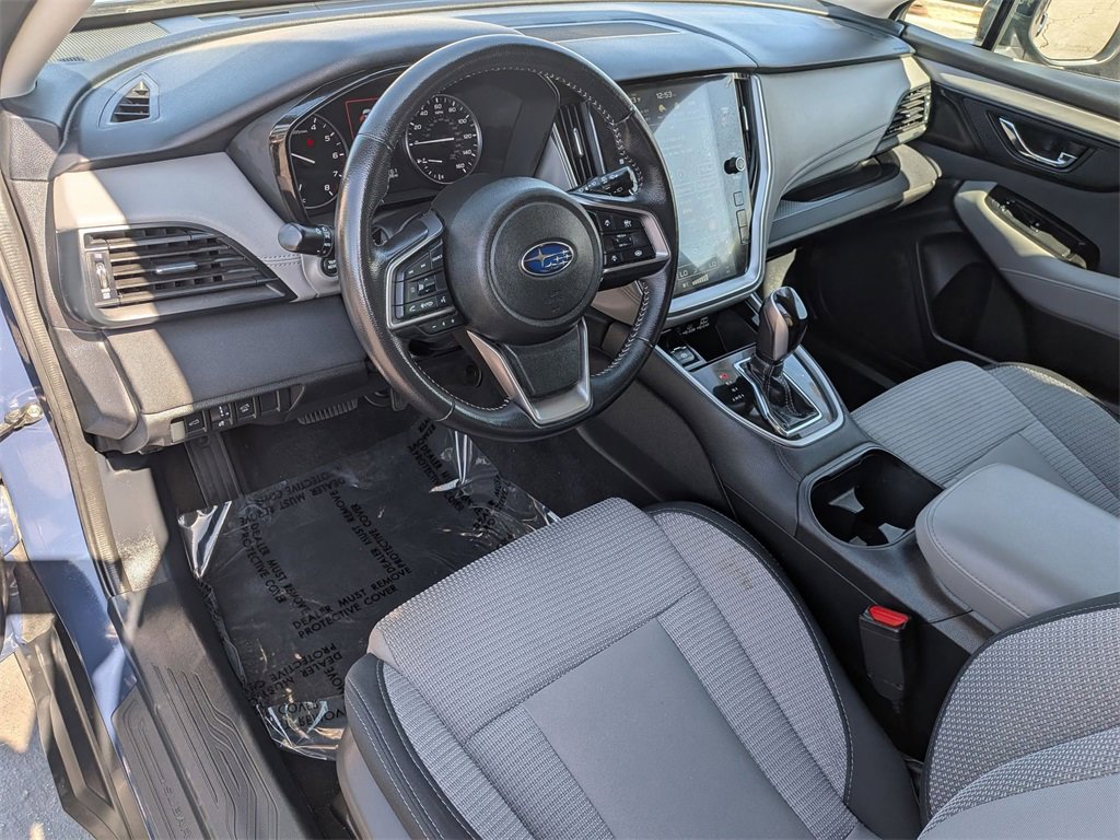 Used 2025 Subaru Outback Premium image 15