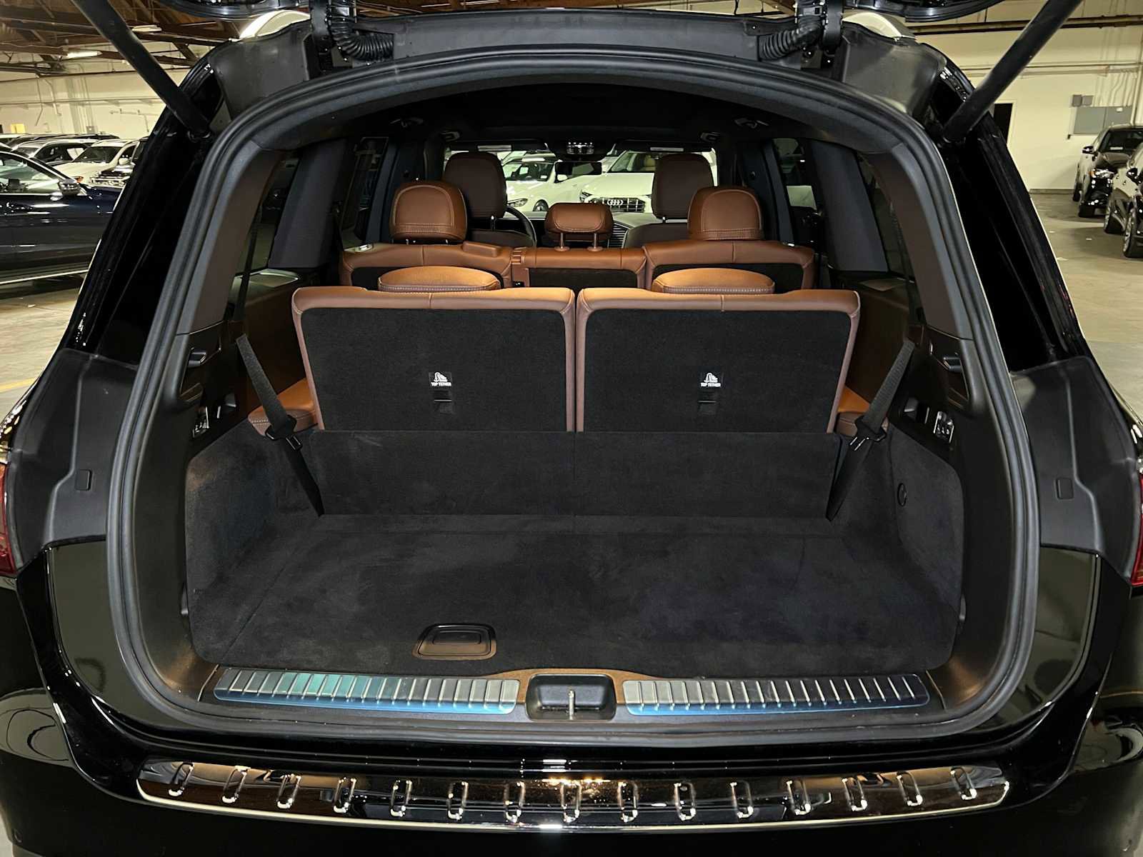 Certified 2025 Mercedes-Benz GLS 450 4MATIC image 16