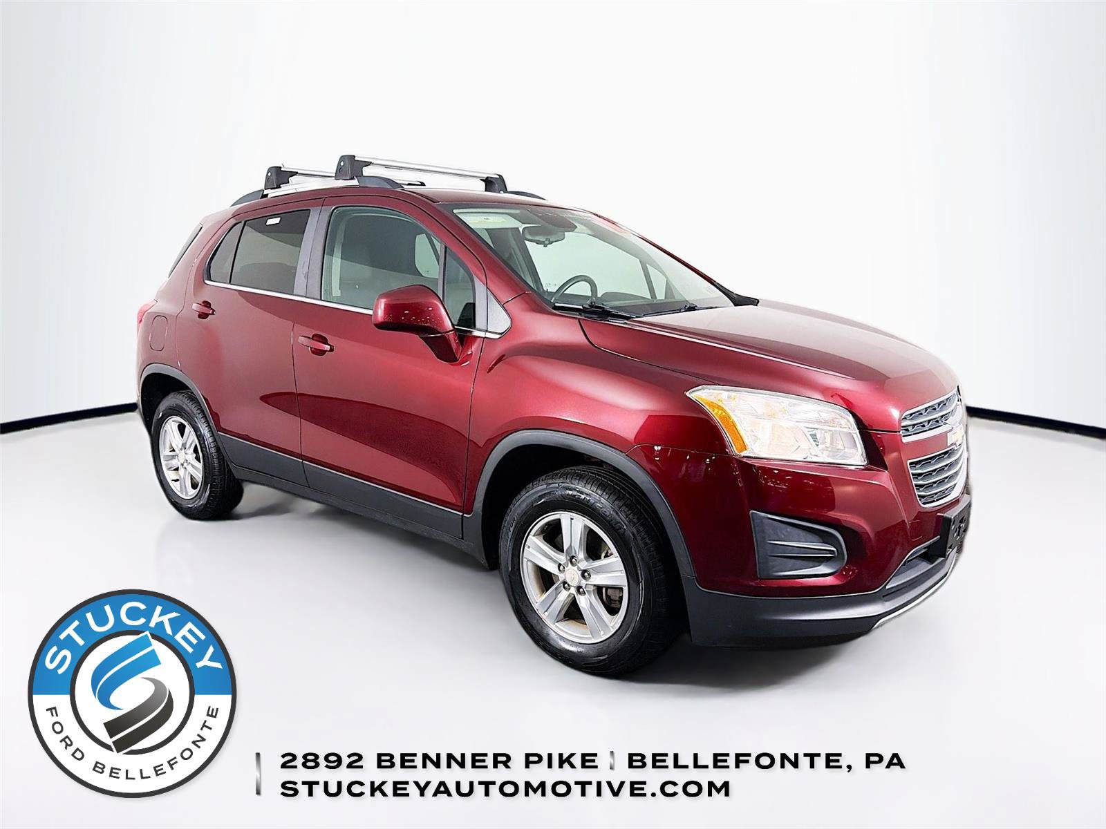 Used 2016 Chevrolet Trax LT w/ LT Convenience Package AWD/4WD image 1