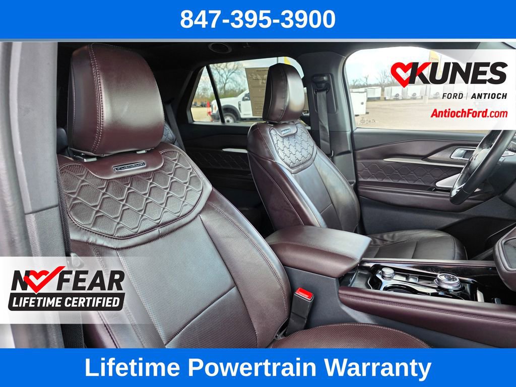 Used 2025 Ford Explorer Platinum w/ LUX Leather Package AWD/4WD image 33