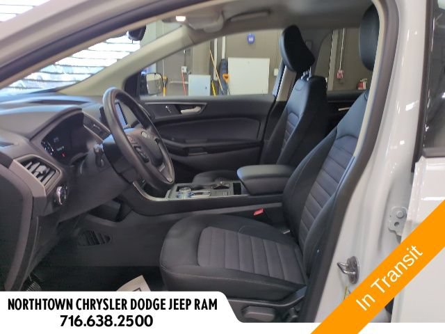 Used 2024 Ford Edge SE w/ Black Appearance Package AWD/4WD image 16