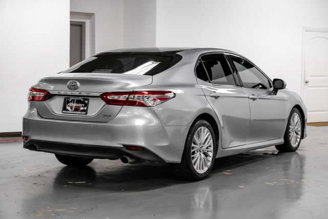 Used 2018 Toyota Camry XLE FWD image 12