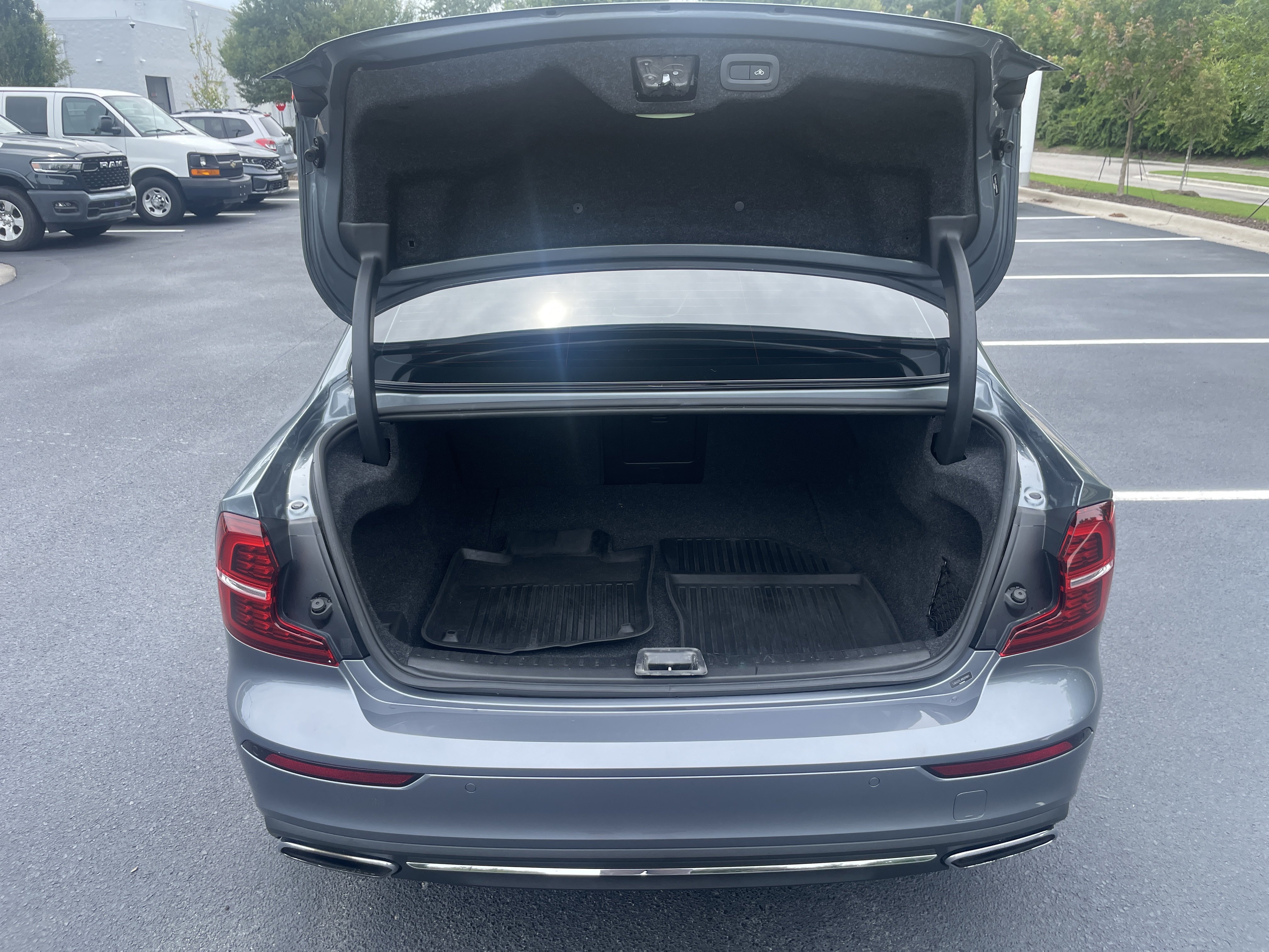 Used 2021 Volvo S60 T6 Inscription AWD/4WD image 31