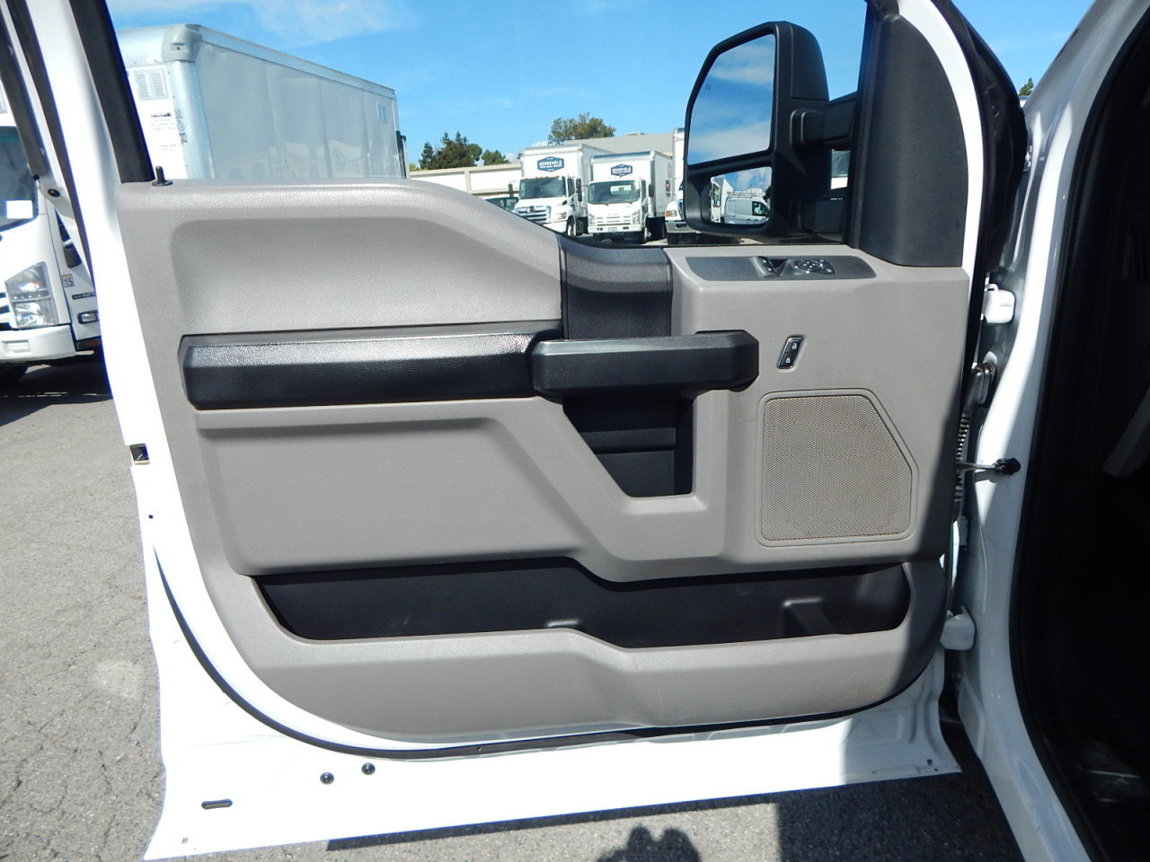 Used 2018 Ford F250 XL w/ Power Equipment Group RWD image 14