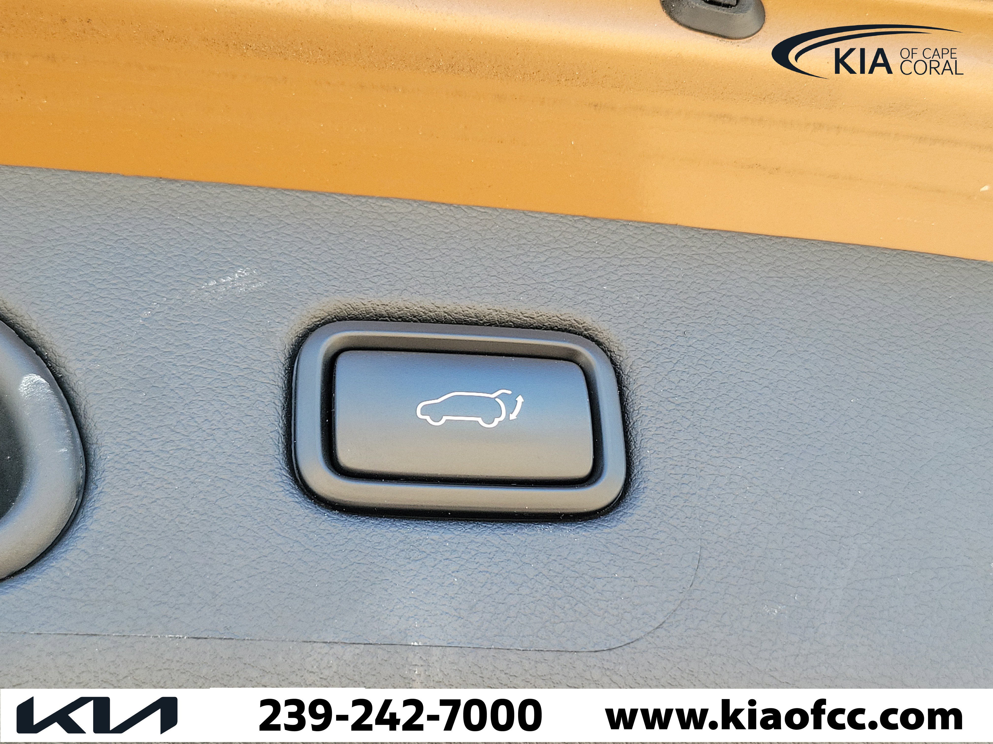 Used 2020 Kia Sportage EX FWD image 14