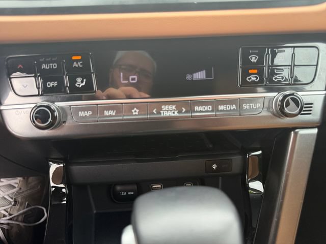 Certified 2024 Kia Seltos SX AWD/4WD image 23