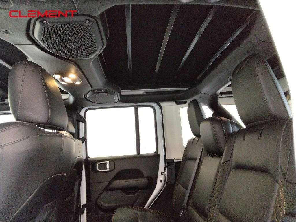 Used 2022 Jeep Wrangler Unlimited Sahara image 33