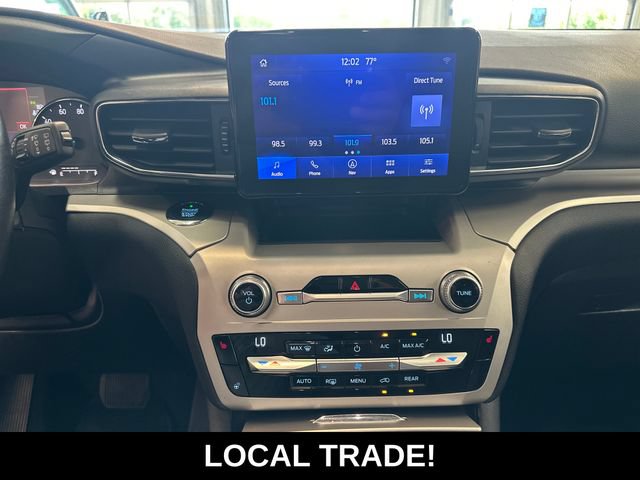 Used 2020 Ford Explorer XLT w/ Equipment Group 202A AWD/4WD image 3