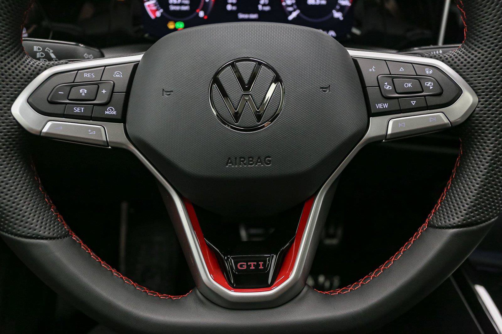 New 2026 Volkswagen GTI SE FWD image 21