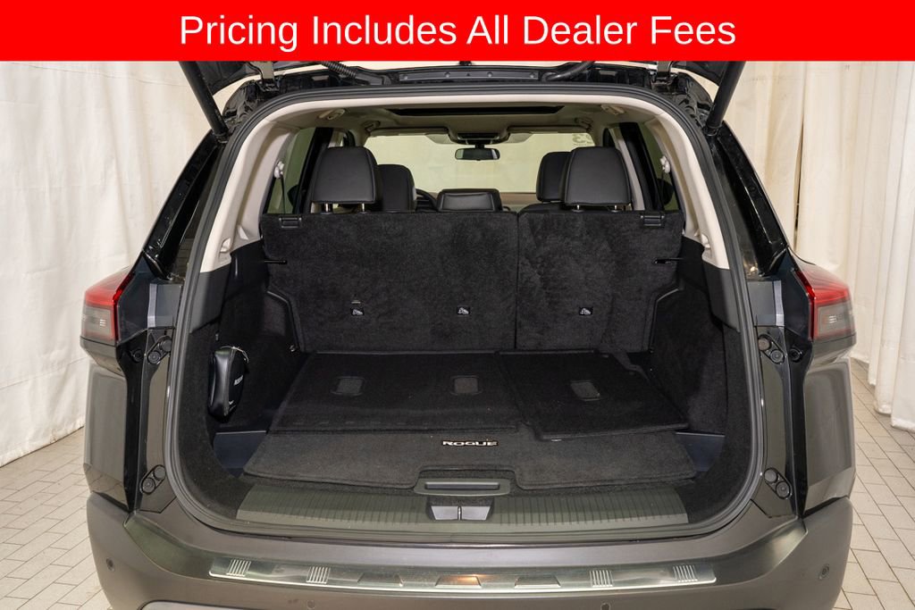 Certified 2023 Nissan Rogue SV w/ SV Premium B Package FWD image 5