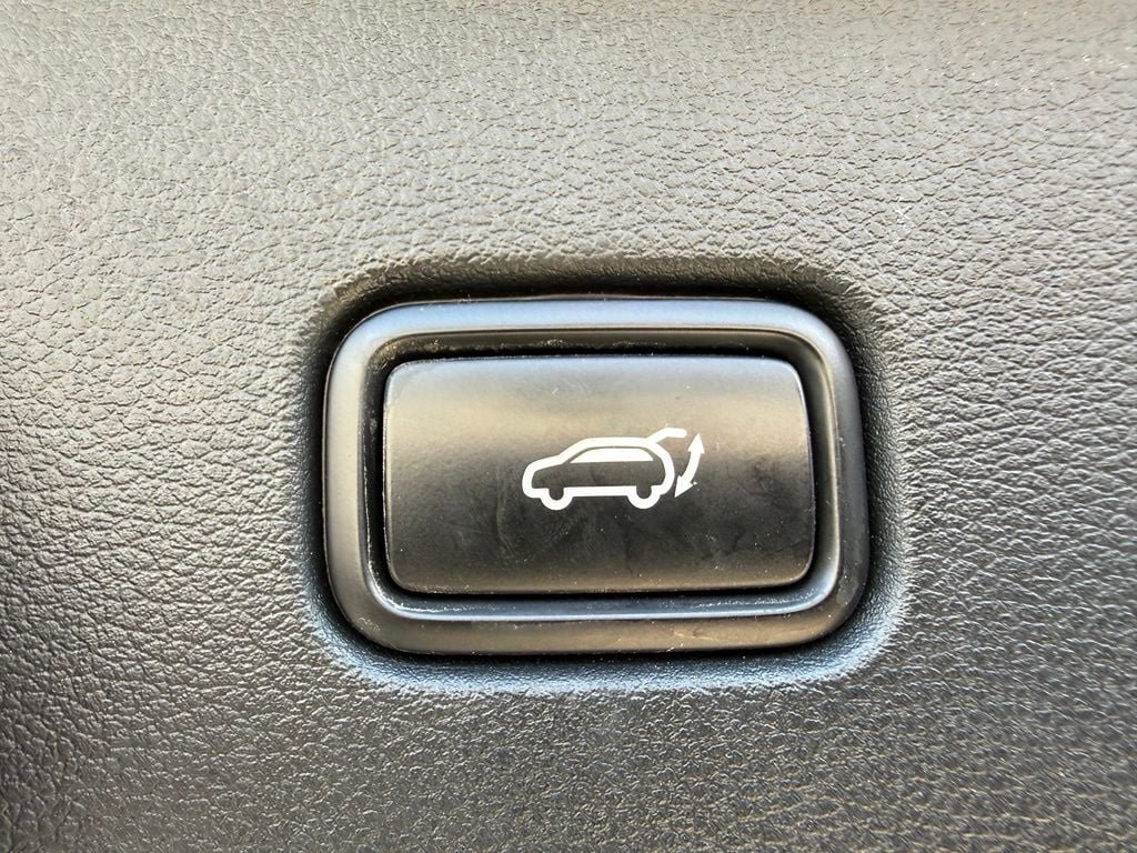 Used 2023 Kia Sportage X-Line AWD/4WD image 37