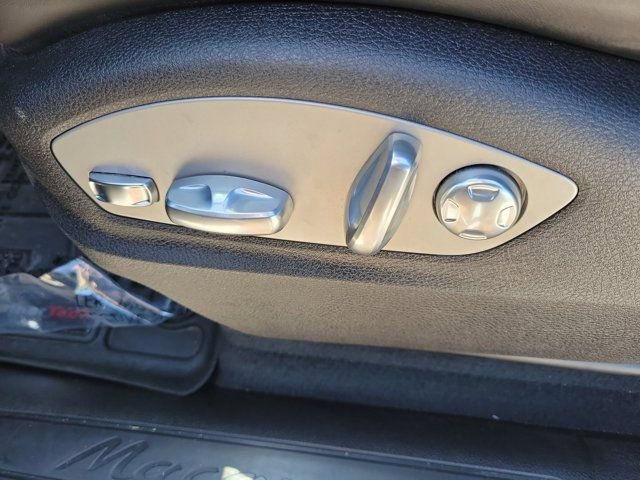 Used 2020 Porsche Macan image 21