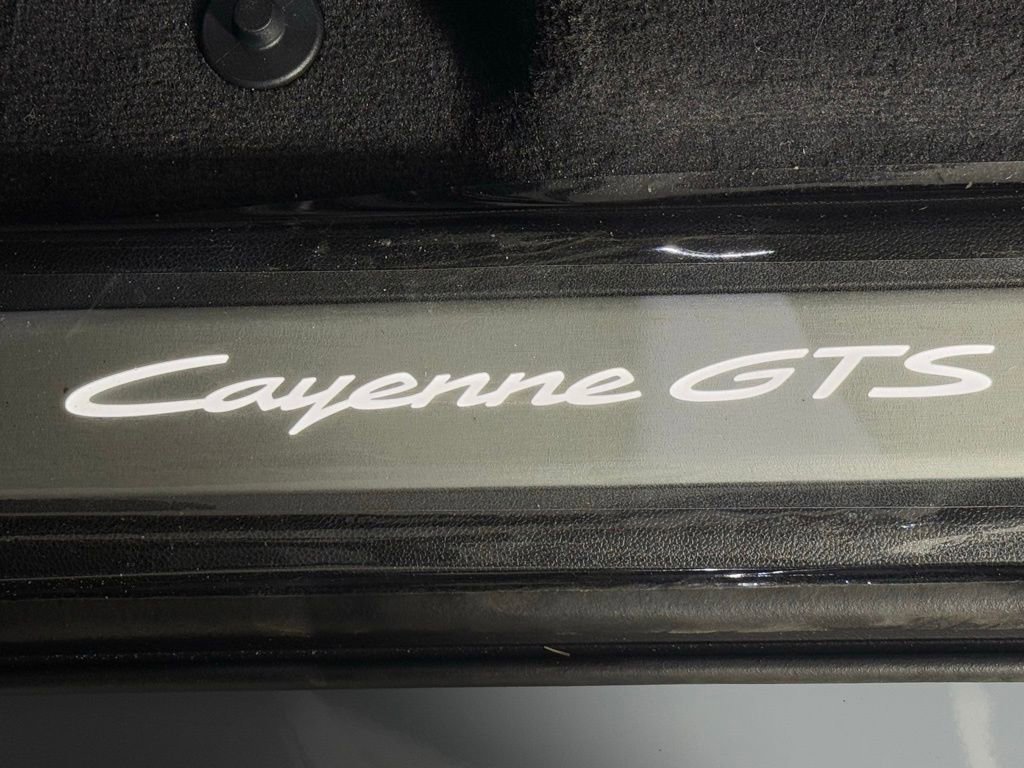 New 2026 Porsche Cayenne GTS image 26