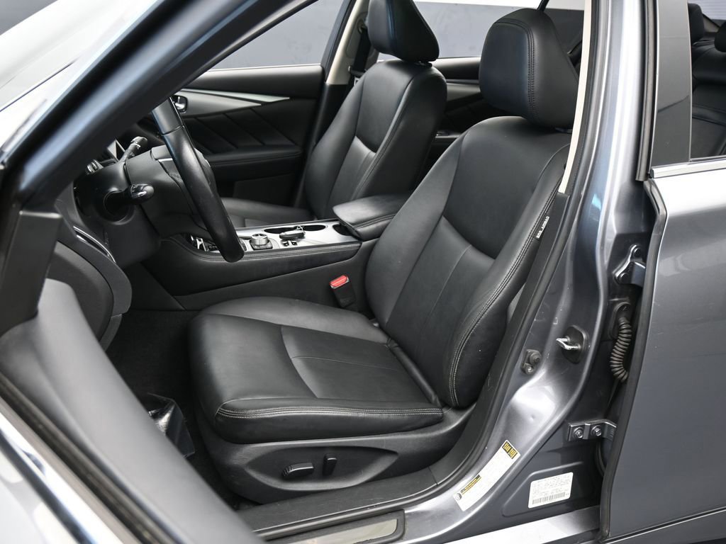 Used 2019 INFINITI Q50 Luxe image 10