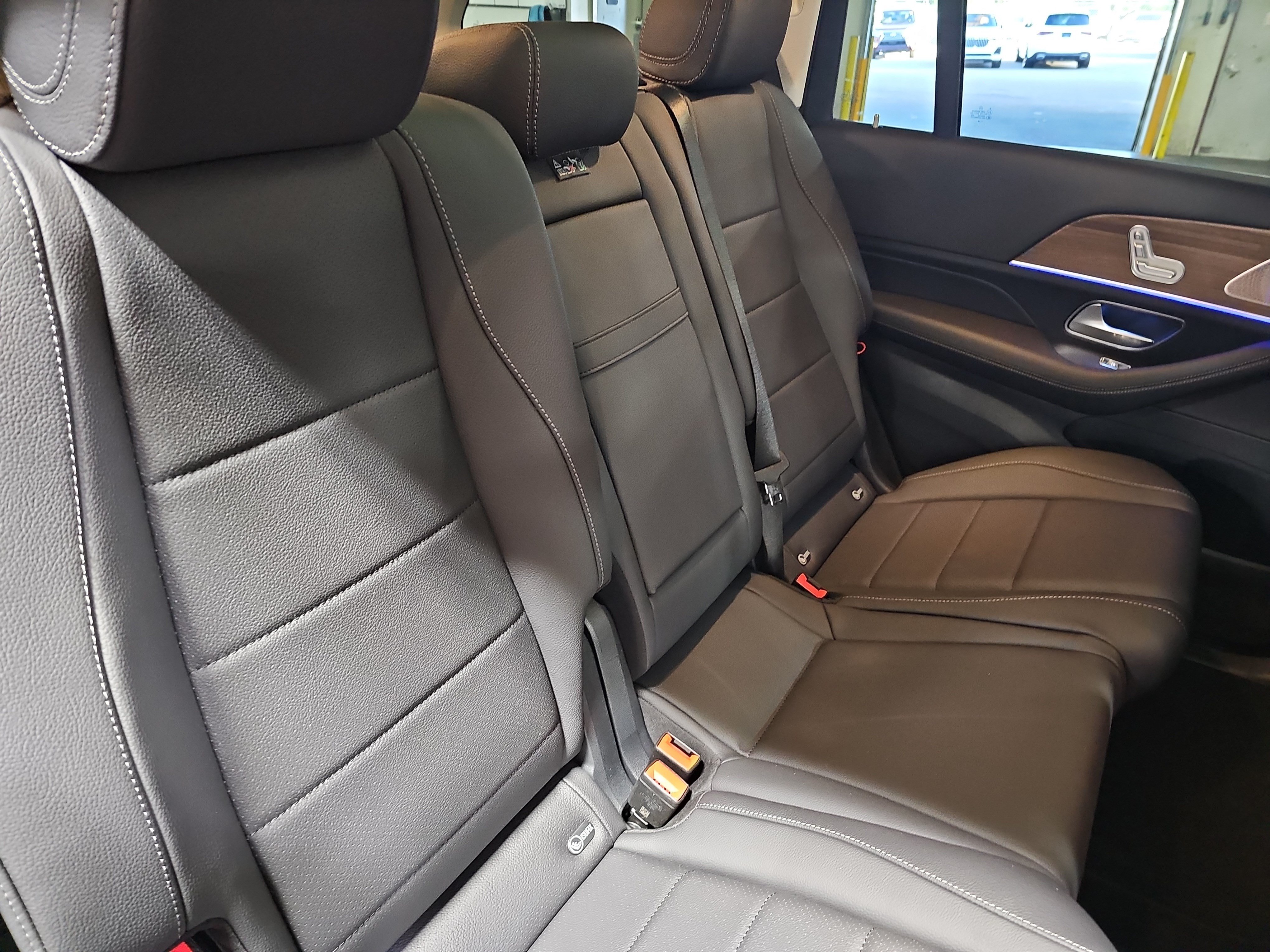 New 2026 Mercedes-Benz GLS 450 4MATIC image 12
