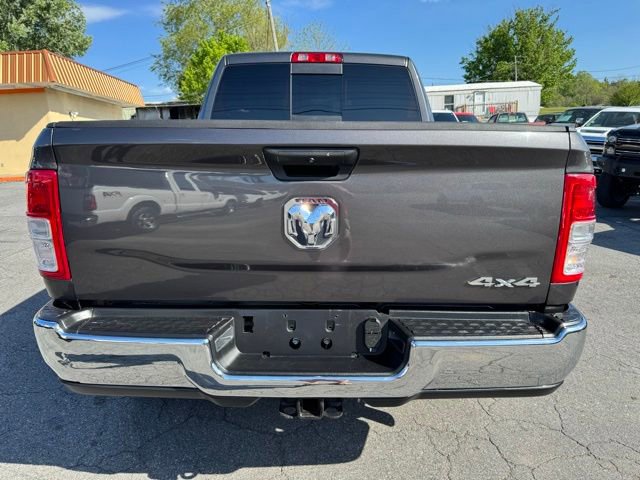 Used 2024 RAM 2500 Tradesman w/ Chrome Appearance Group AWD/4WD image 3