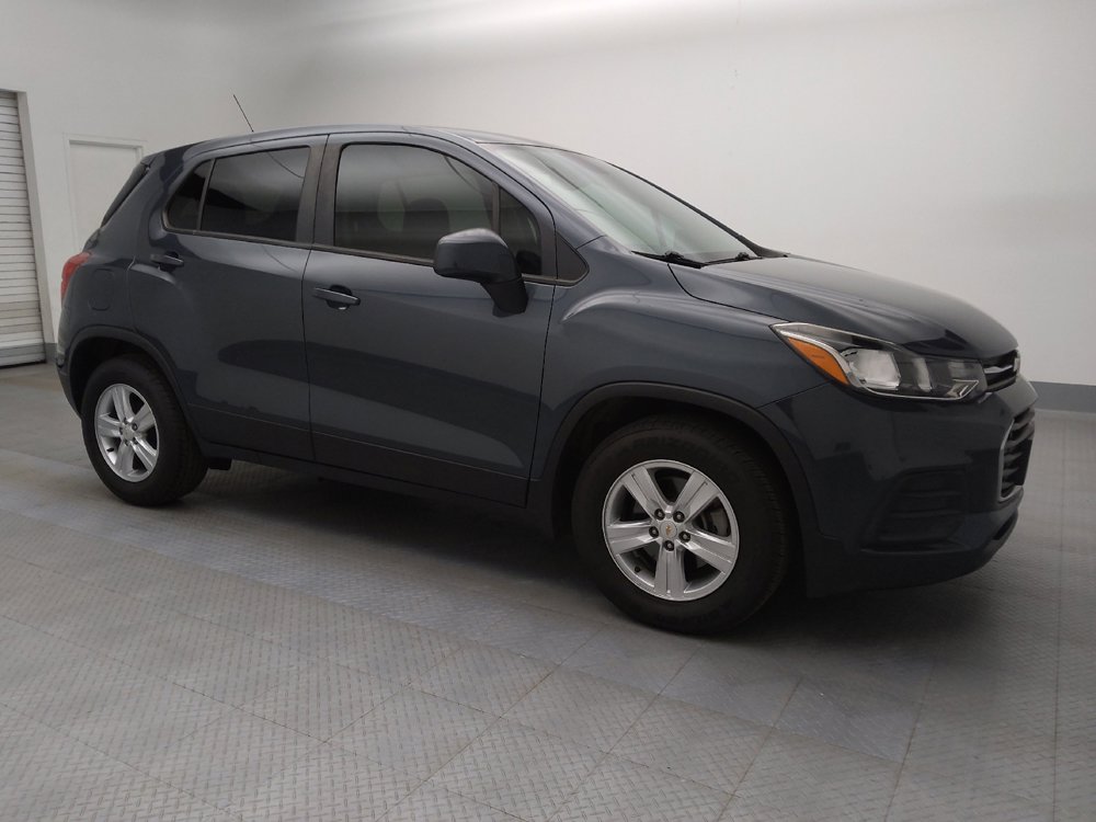 Used 2021 Chevrolet Trax LS w/ Tint and Cruise Package image 11