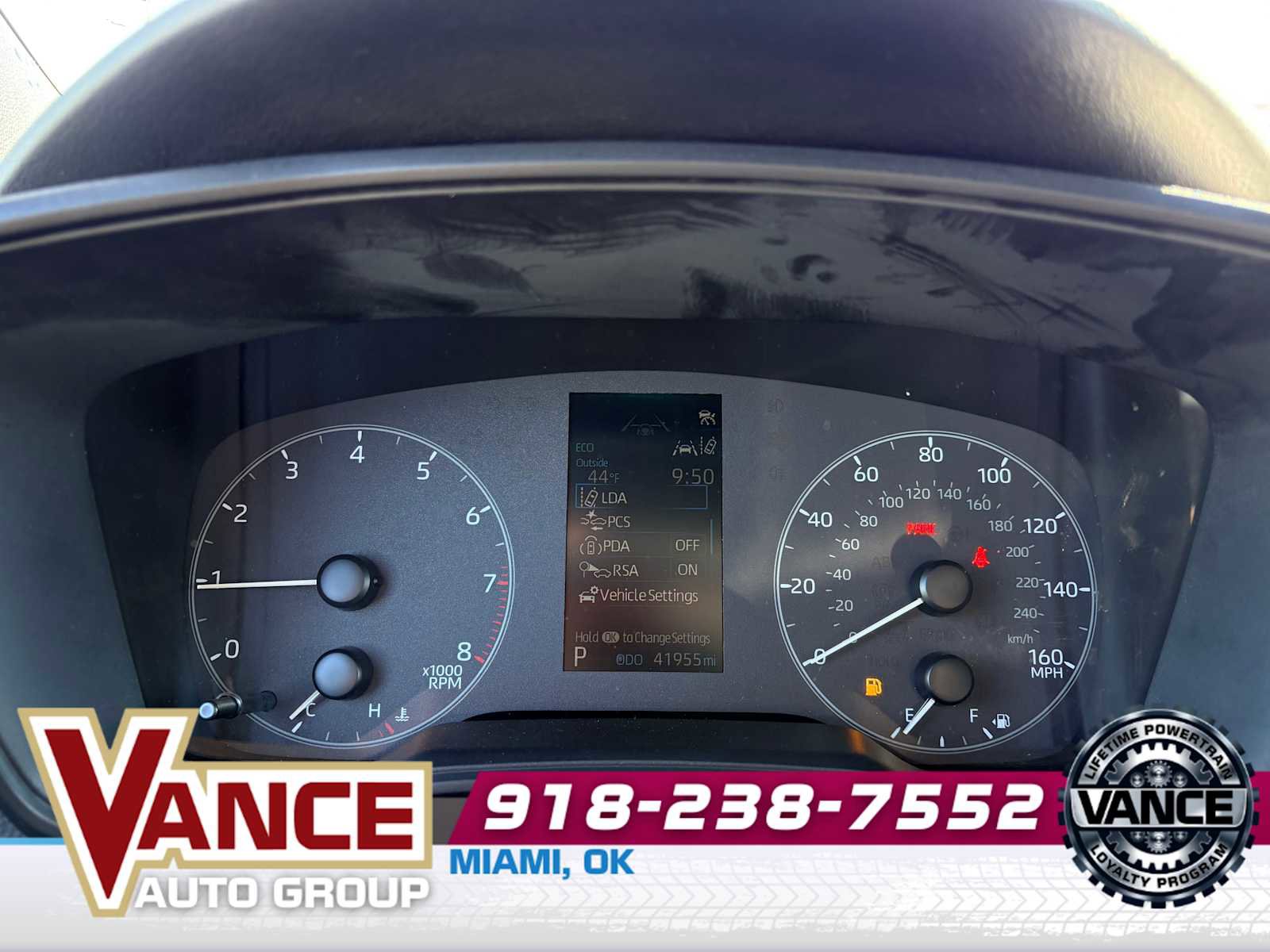 Used 2024 Toyota Corolla SE image 32