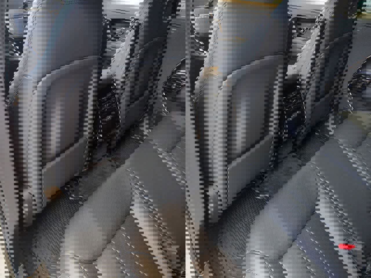 New 2026 Land Rover Range Rover Sport SE image 18