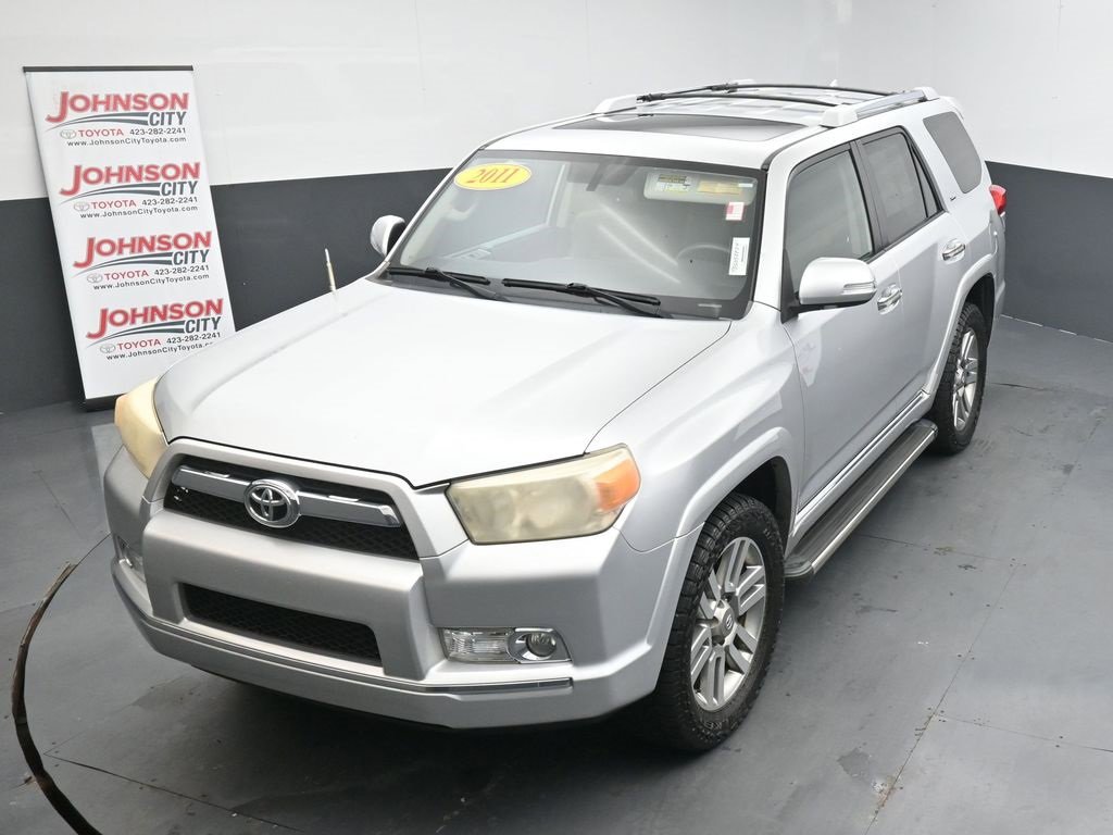 Used 2011 Toyota 4Runner SR5 w/ Convenience Pkg image 29