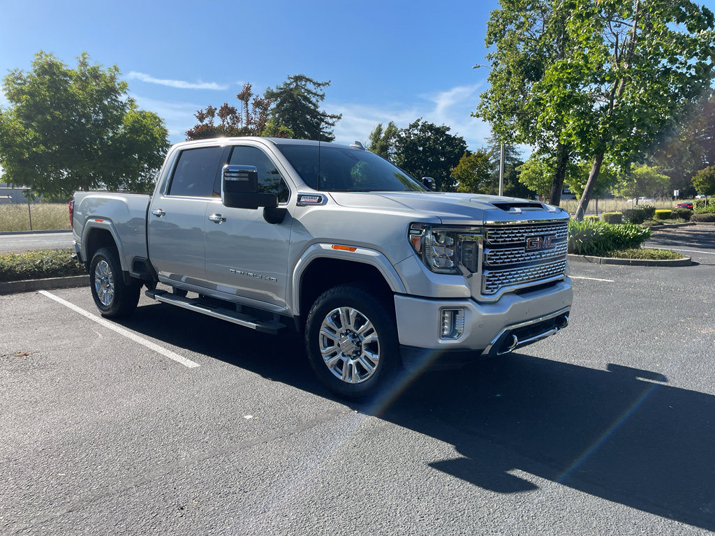 Used 2020 GMC Sierra 3500 Denali w/ Denali Ultimate Package AWD/4WD image 9