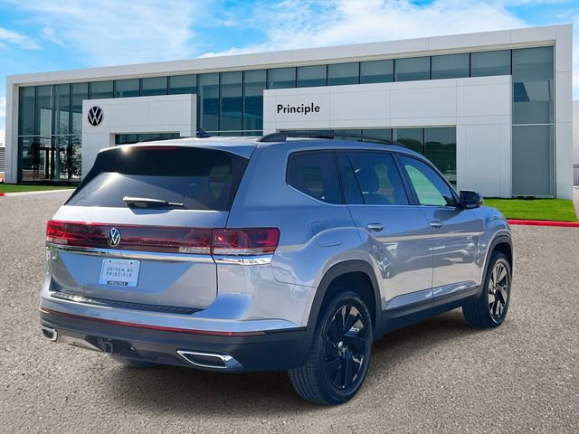 New 2026 Volkswagen Atlas SE FWD image 3