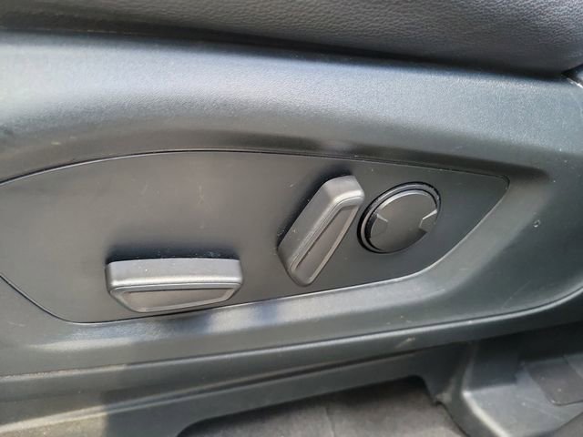 Used 2022 Ford Explorer ST-Line w/ Class IV Trailer Tow Package image 10