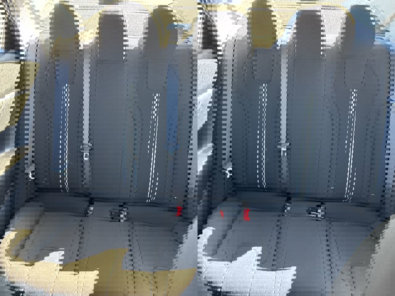 Used 2024 Hyundai Elantra SEL FWD image 22